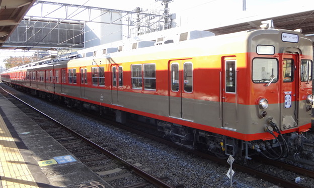 東武鉄道8000系8111編成｢東武ﾌｧﾝﾌｪｽﾀ号｣