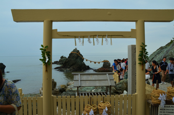 二見興玉神社の夫婦岩