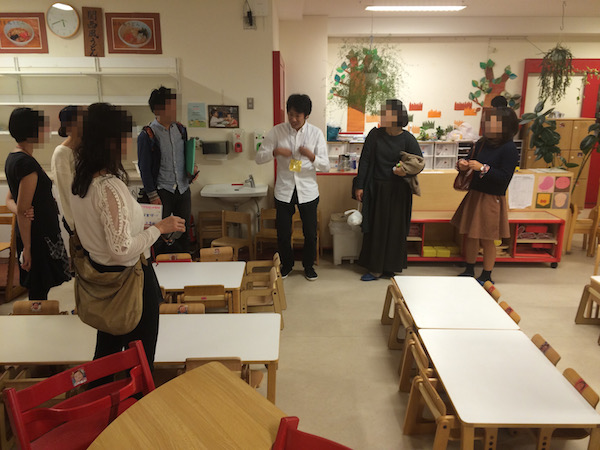 「子ども達が居るとき見学していただきたい」と話す職員さん