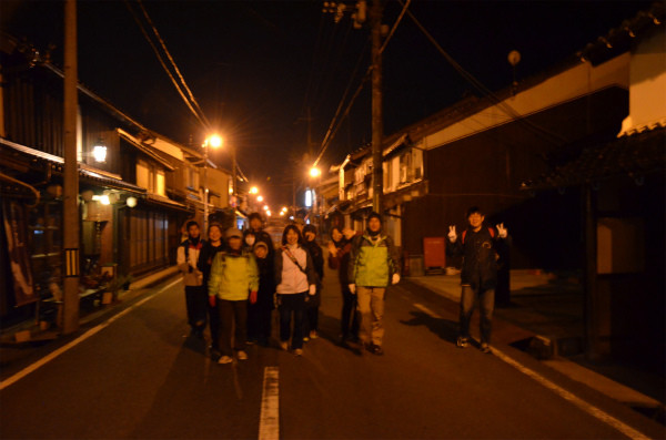 まだ真っ暗な４時半ころに出発
