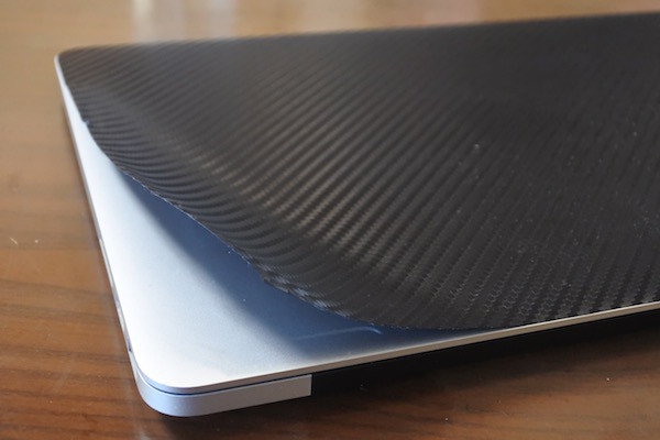 劣化して剥がれてきてしまった天板カバー