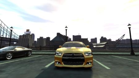 2012 ダッジ・チャージャー SRT8フロント