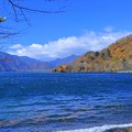 紅葉の中禅寺湖(1)